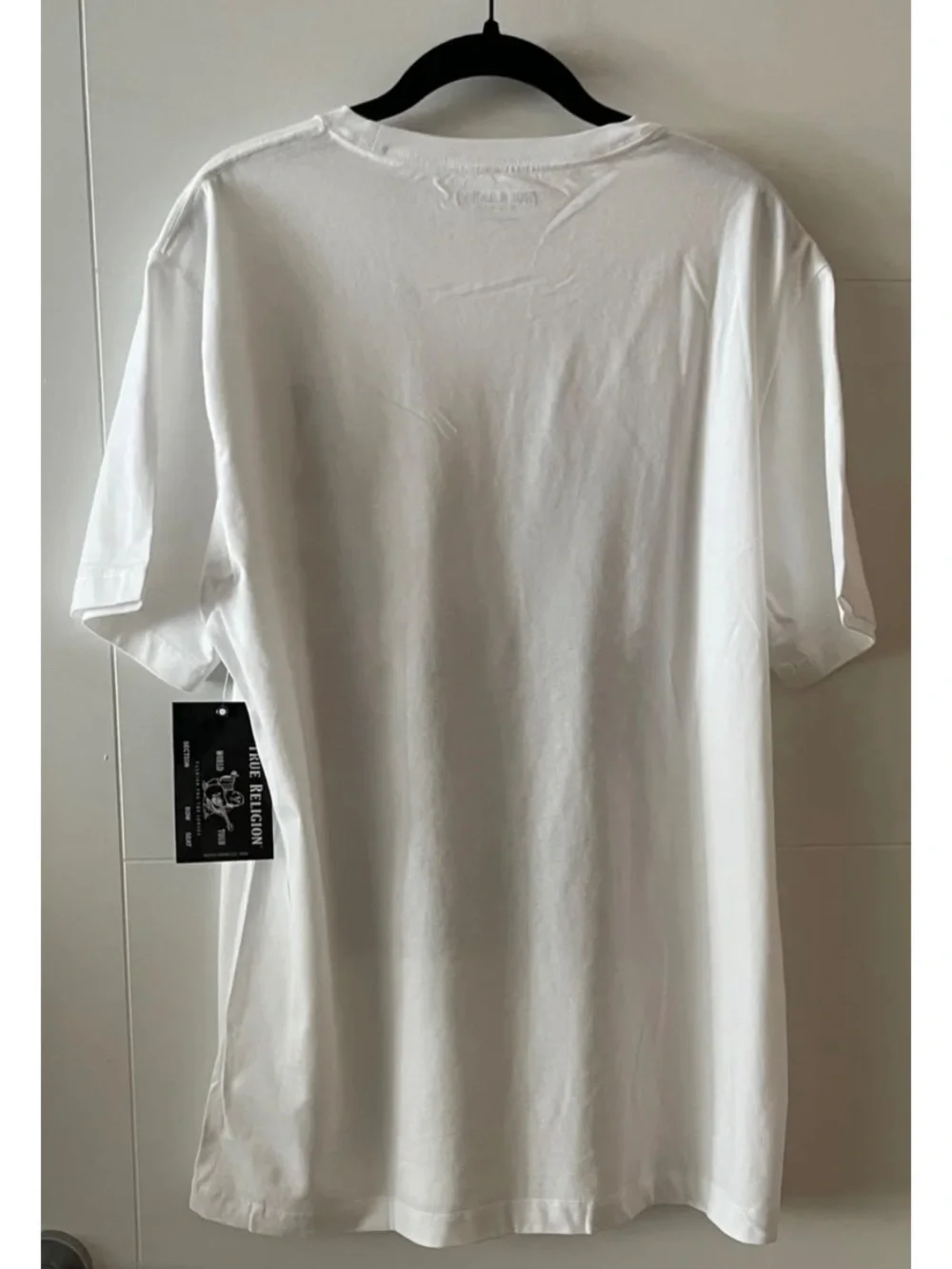 TRUE RELIGION Men's Chainlink City Crew Tee